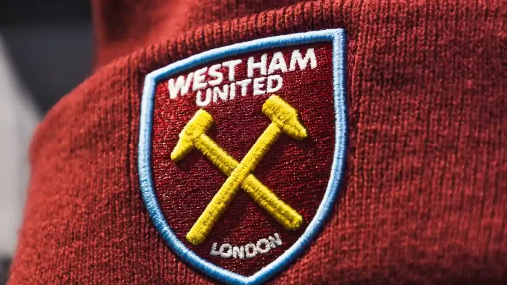 West Ham Retains Boyle Sports as Front-of-Shirt Sponsor