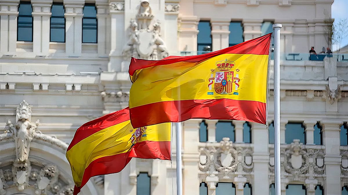 Spain Blocks Polymarket and Kalshi Over Licensing Concerns